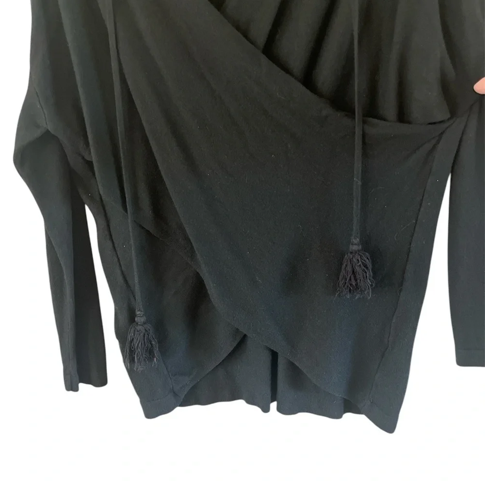White House Black Market Layered Front Sweater Black Size Small Wool/Cashmere